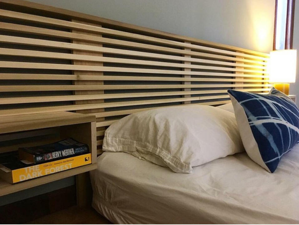slatted headboard