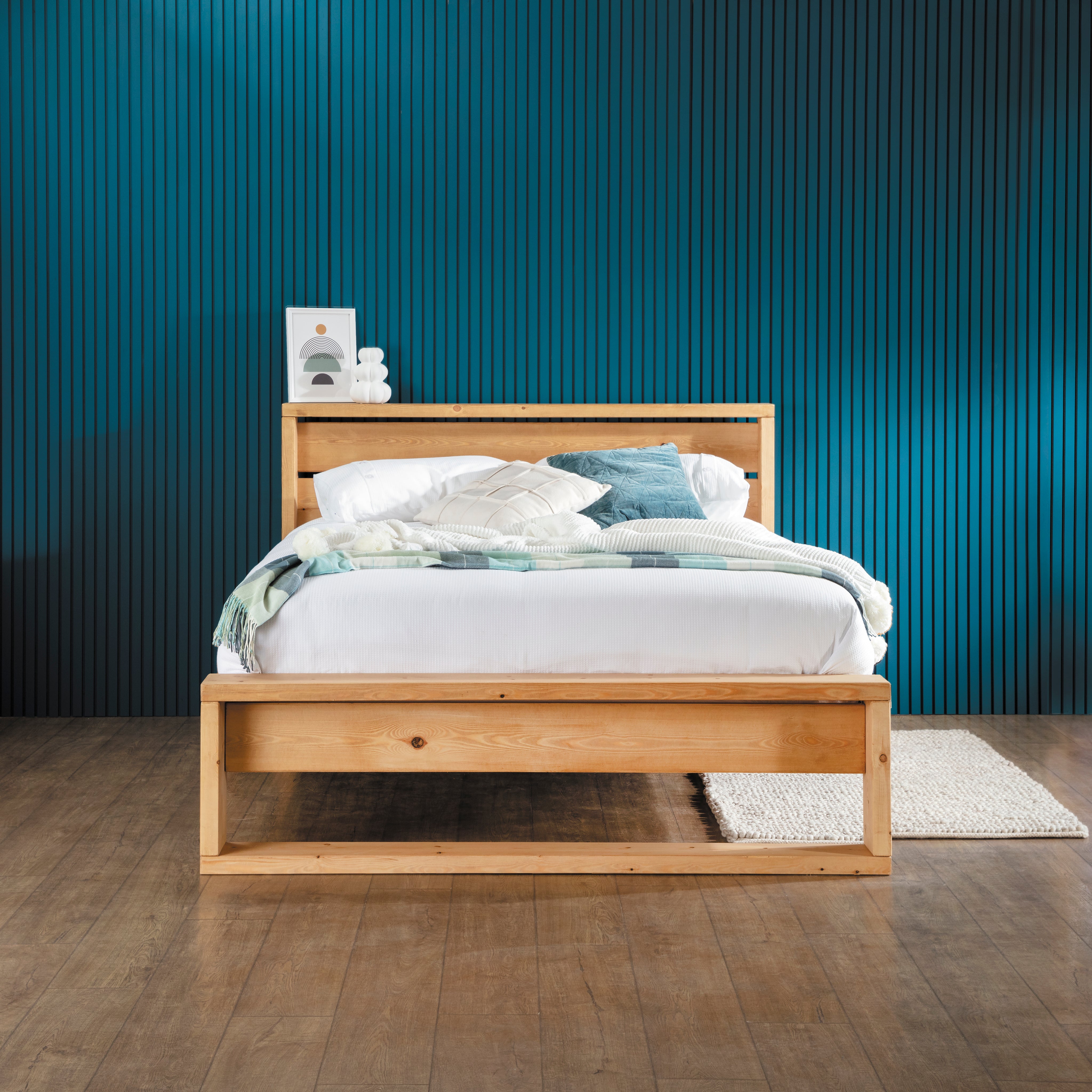 slatted headboard