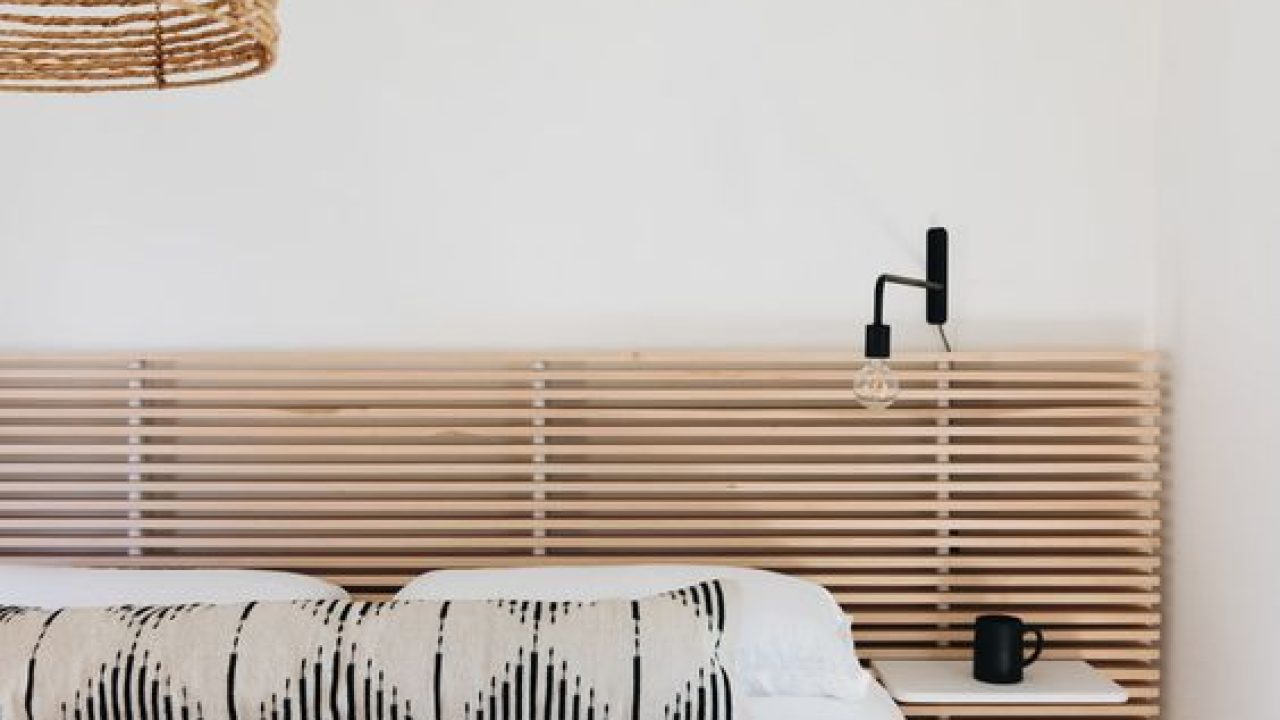 slatted headboard