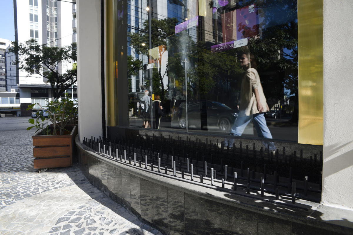 arquitetura-hostil-o-que-e-e-como-se-manifesta-nas-cidades