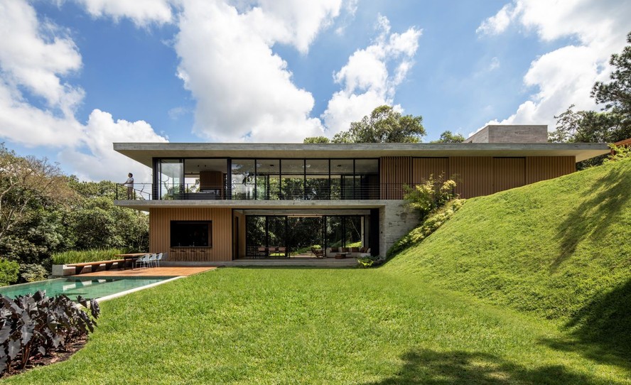 Casa De Concreto E Vidro