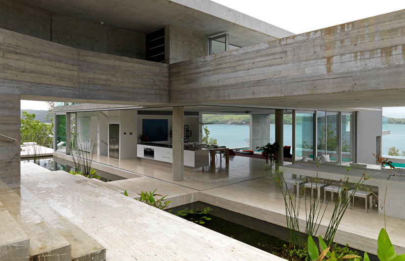 Casa De Concreto E Vidro