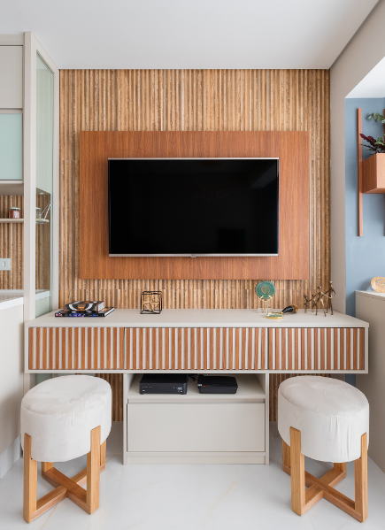 ideias-de-decoracao-de-sala-com-ripado