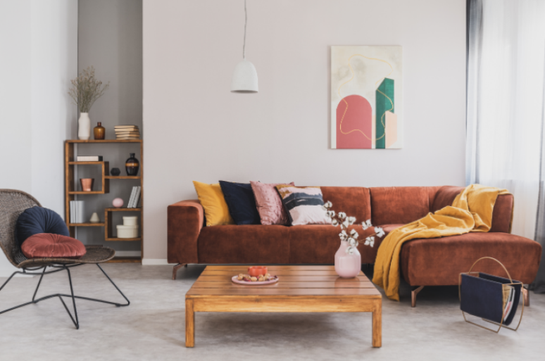 ideias-de-sala-decorada-com-sofa-marrom