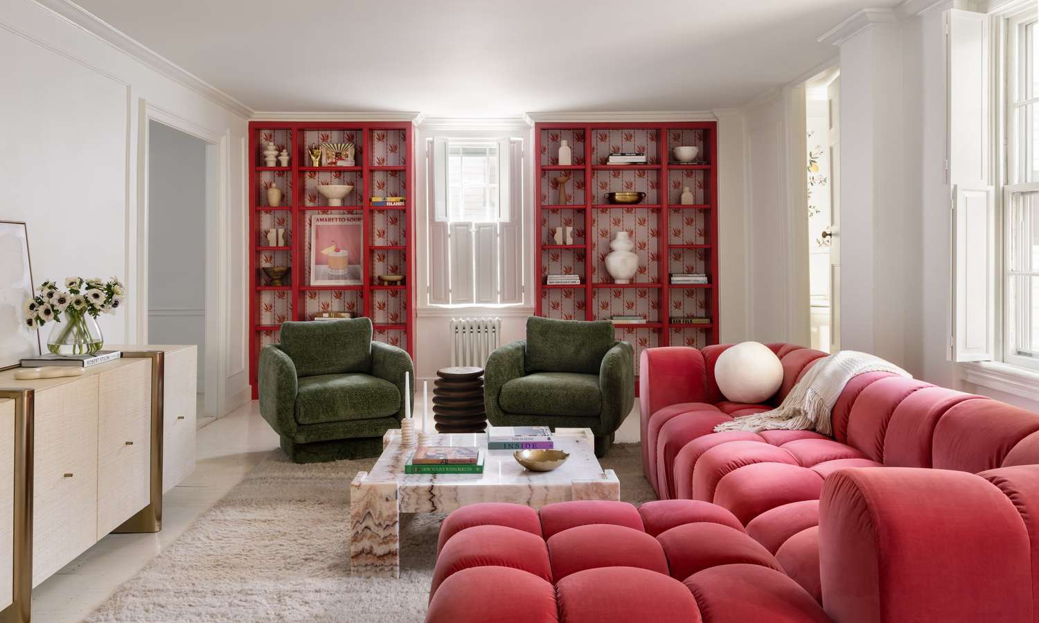 ideias-de-decoracao-de-sala-com-sofa-vermelho