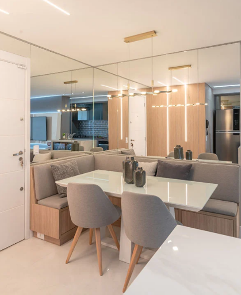 ideias-de-decoracao-de-sala-com-espelho