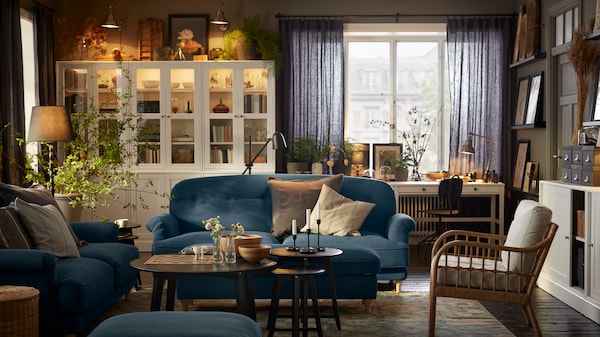 ideias-de-decoracao-de-sala-com-sofa-azul