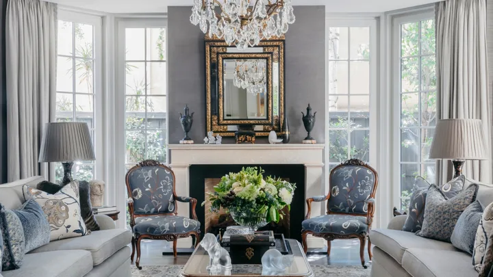 ideias-de-decoracao-de-sala-com-espelho