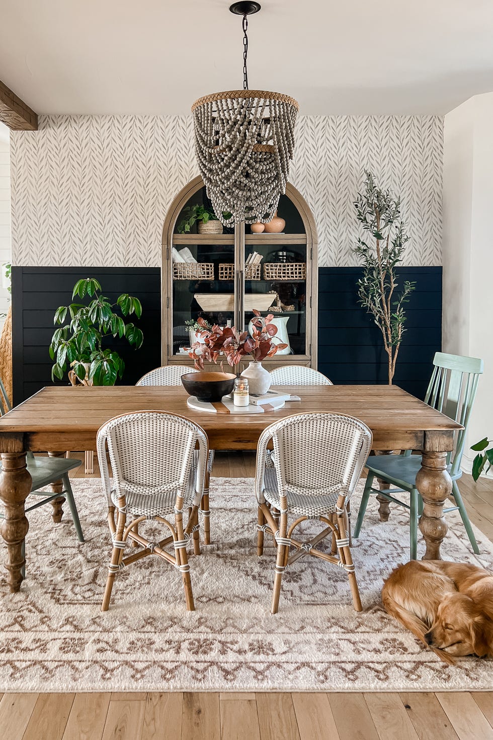 ideias-de-decoracao-de-sala-jantar-com-espelho