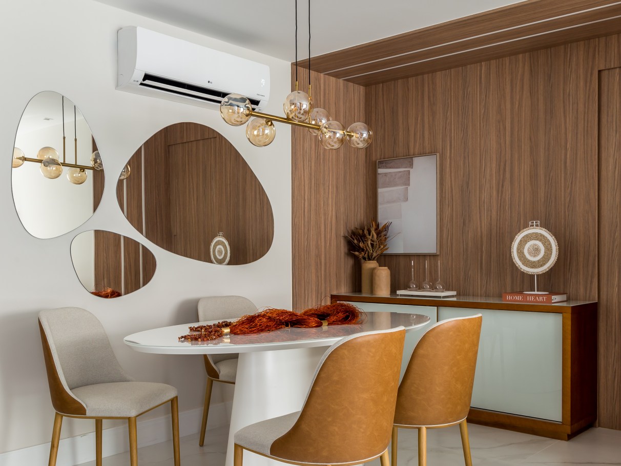 ideias-de-decoracao-de-sala-com-espelho