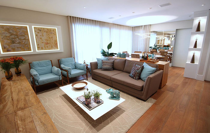 ideias-de-sala-decorada-com-sofa-marrom