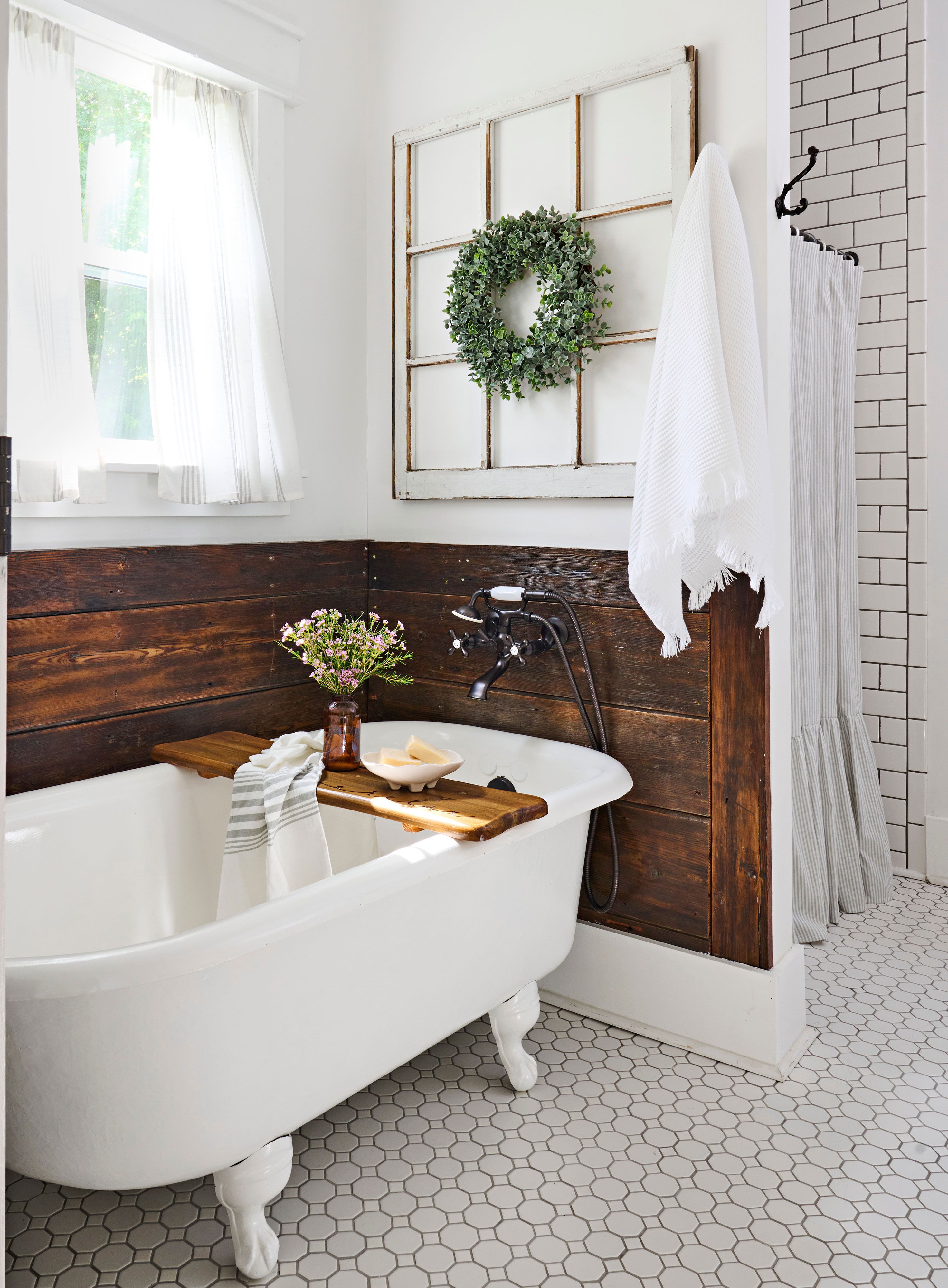 bathroom with bathtub