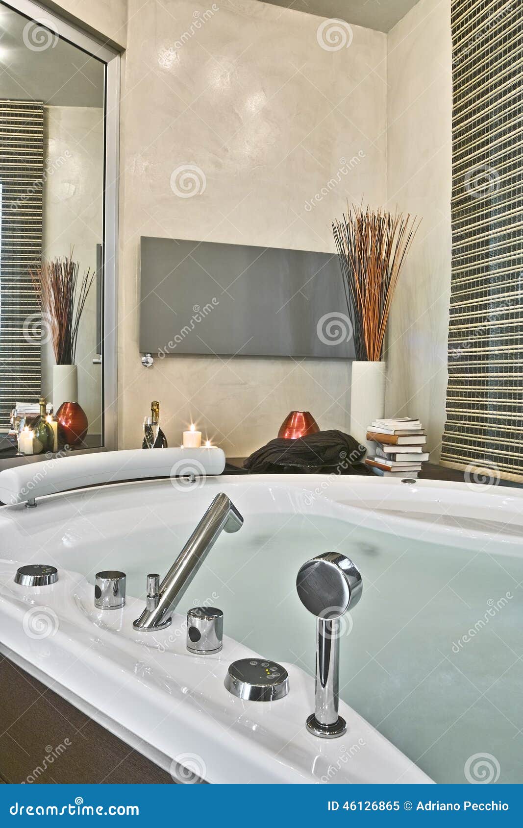 banheiro com banheira